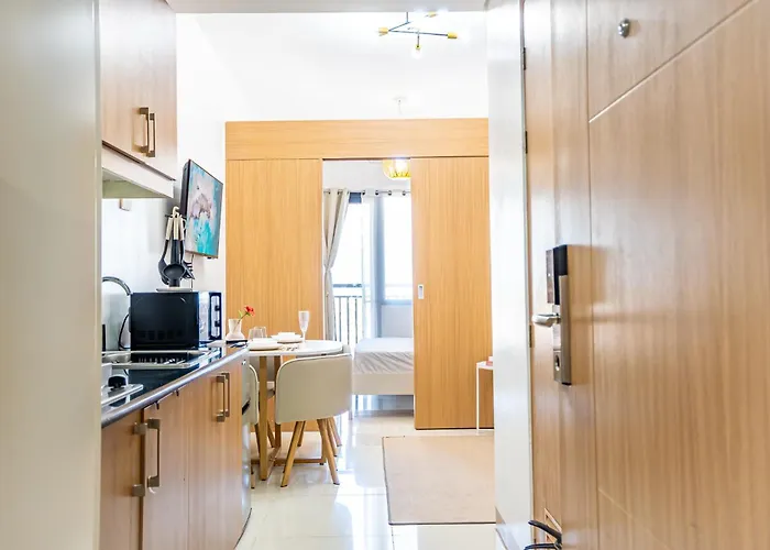 Stylish Makati 1br W Balcony Netflix And Fast Wifi Aparthotel