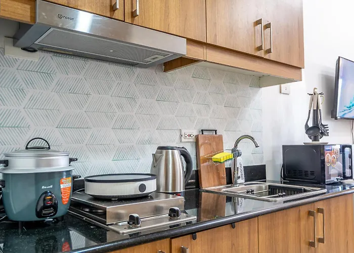 Stylish Makati 1br W Balcony Netflix And Fast Wifi Aparthotel